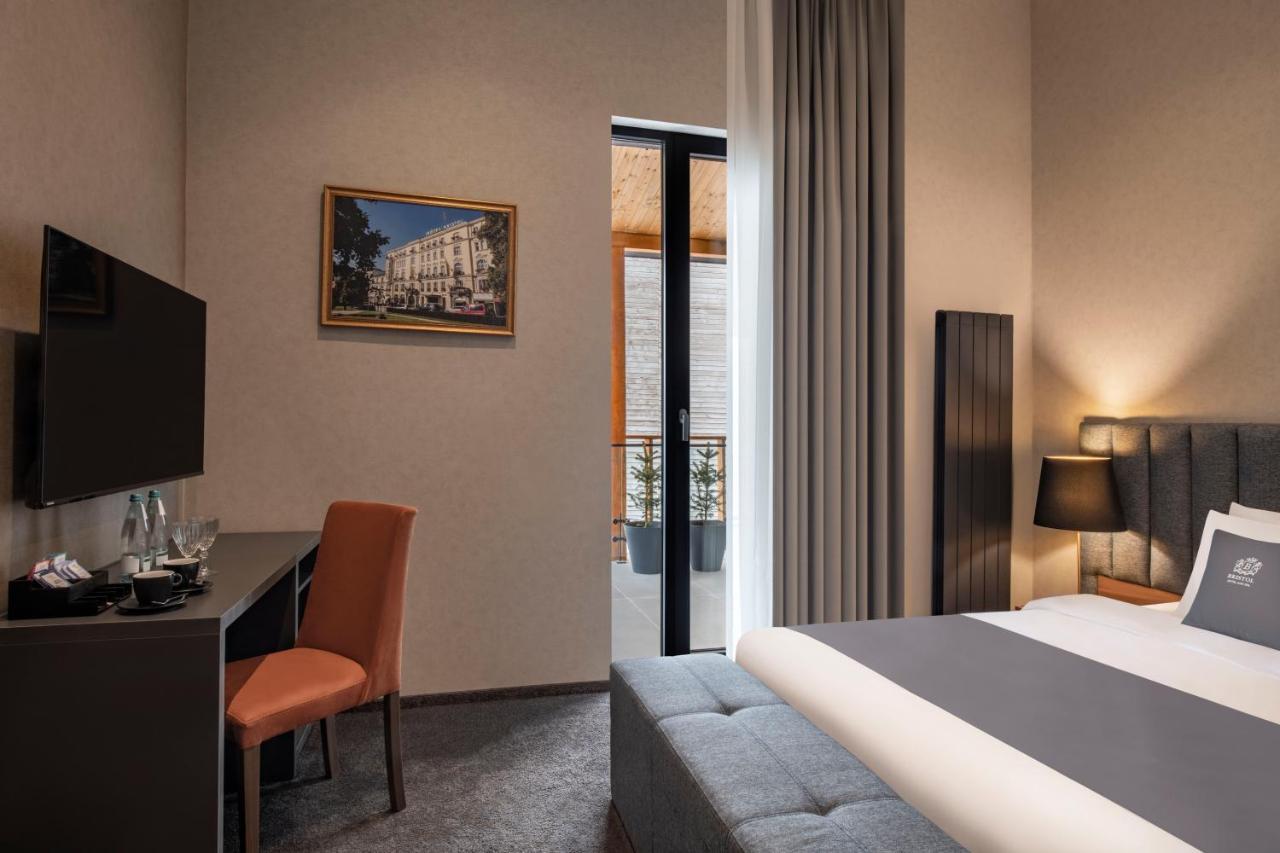 Bristol Hotel And Spa Бакуриани Экстерьер фото
