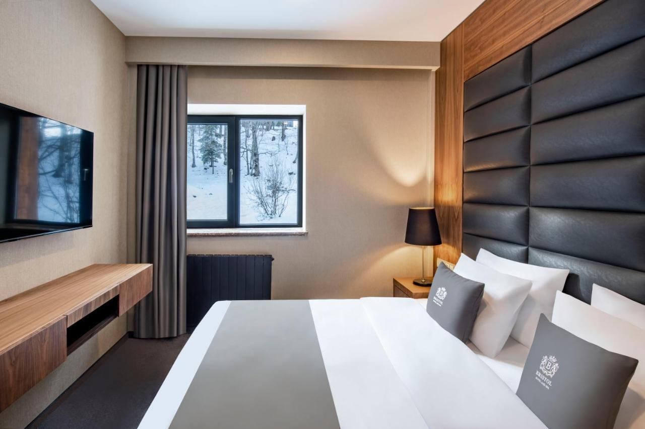 Bristol Hotel And Spa Бакуриани Экстерьер фото